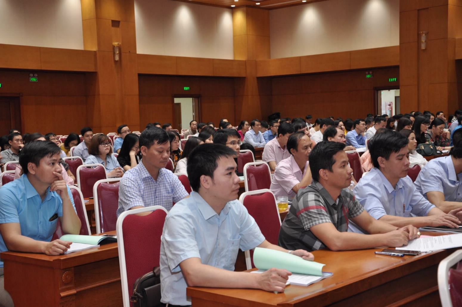 Chế độ kế toán cho Mocbai.com chính thức siêu nhỏ góp phần phát triển kinh tế tư nhân