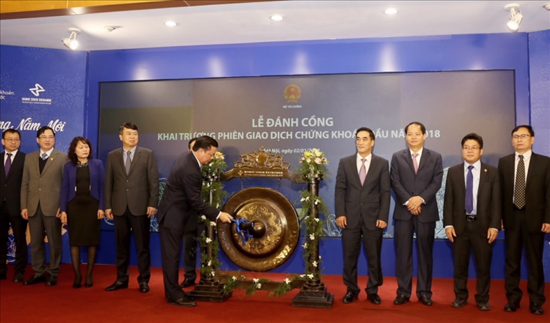 Tạo điều kiện thuận lợi cho các chủ thể tham gia thị trường vốn